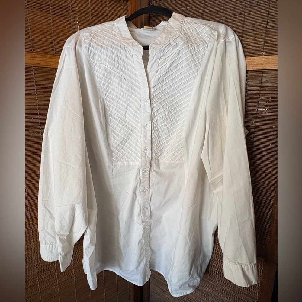 White Pleated Yoke Button-Front Shirt